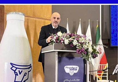 پگاه، ستون خلق ارزش برای بازنشستگان کشوری است/ عرضه صنایع شیر ایران در بورس، گام مهمی برای آینده صنعت لبنیات