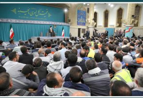 حضور گروه کار نمونه شرکتهای پگاه در دیدار با رهبر معظم انقلاب حضور گروه کار نمونه شرکتهای پگاه در دیدار با رهبر معظم انقلاب