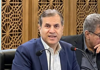 اصلاح ساختارهای بازدارنده تولید نیازمند همکاری جدی مجلس و بخش خصوصی است اصلاح ساختارهای بازدارنده تولید نیازمند همکاری جدی مجلس و بخش خصوصی است