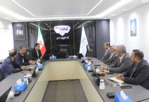 همکاری بانک سینا با پگاه آذربایجان شرقی در راستای رفع موانع تولید