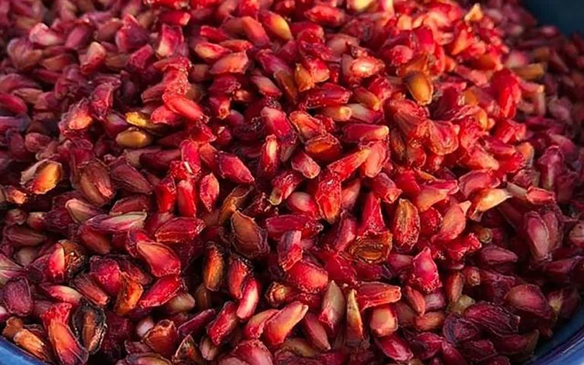 طرز تهیه دانه انار خشک شده