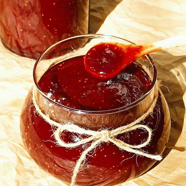 طرز تهیه مارمالاد توت فرنگی